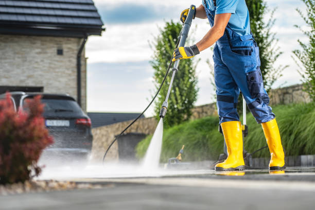 Post-Construction Pressure Washing in Urbandale, IA